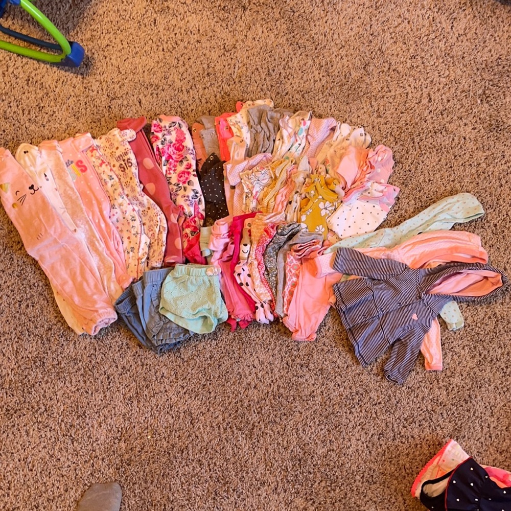 Newborn summer/spring lot